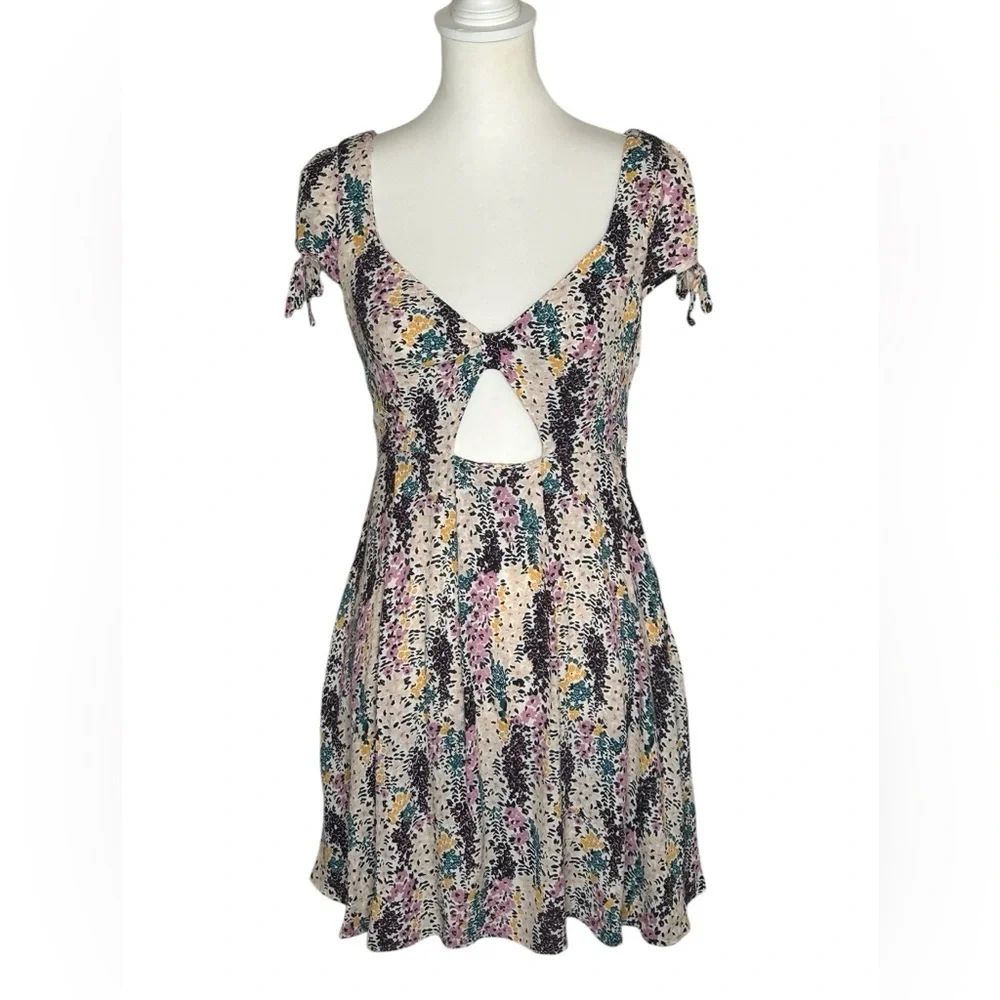 Free People Miss Right Floral Cutout Mini Dress EUC Sz S boho chic Cottagecore